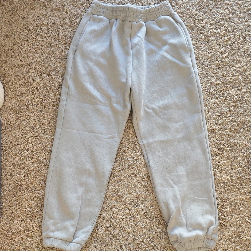 COMFRT Color: Stone Cozy Fleece Jogger Pants - Elastic Waist & Cuffs Sz M
